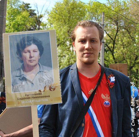  Присоединились к этой акции и мы с фотографией бабушки моего мужа, которая прошла войну, закончив ее санитарным инструктором в Польше в 1944 году.   (фото 4)