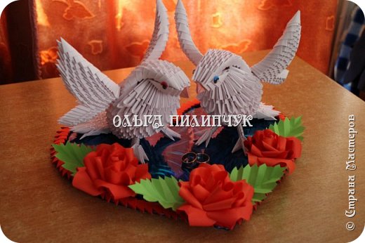Влюблённые голубки