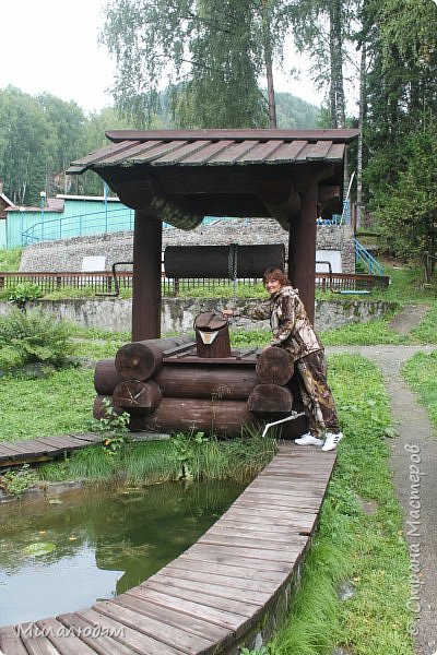 И попила водицы из колодца (фото 86)