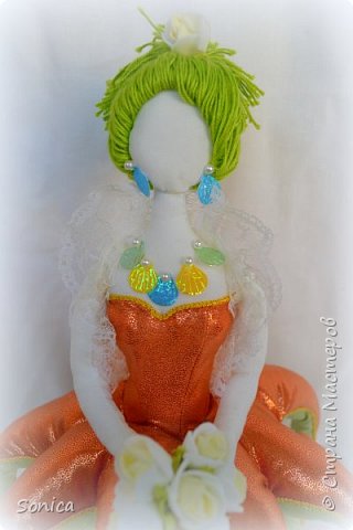 Сначала хотела сделать копию ведьмы из Русалочки, но что кукла не захотела так выглядеть. ::) (фото 2)