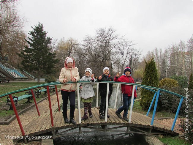 Потом решили пройтись вдоль берега главной Симферопольськой речушки, под названием Салгир....
 (фото 8)