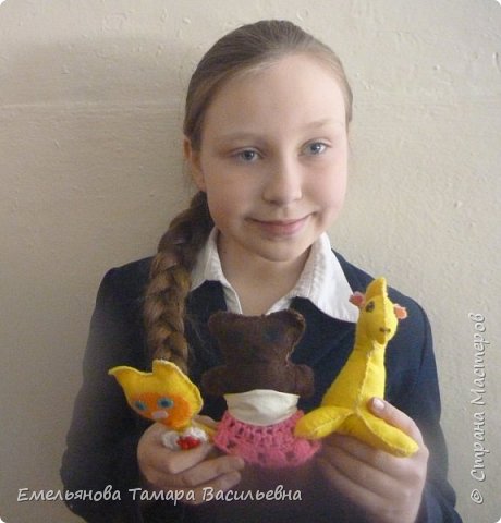 Сысолятина Александра, ученица 5 "А" класса, 11 лет сшила лошадку, кошечку и медвежонка. (фото 25)