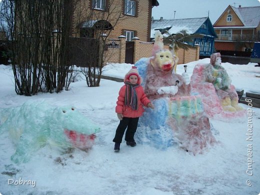 Это бонус .  Не долеко от нас каждый год лепят чудесные вещи . хотя снег нас в этом году не балует (фото 4)