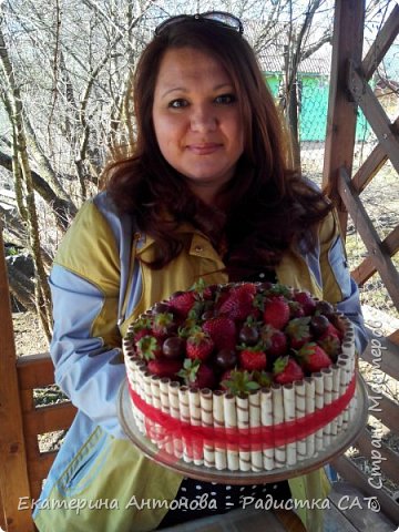 А это- маленький сюрприз!!!! Точнее, большой и тяжёлый. Тортик для друзей и гостей!!! (фото 40)