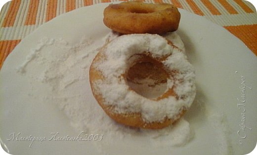 Здравствуйте, Дорогие Мастерицы!
Предлагаю Вам рецепт творожных пончиков.