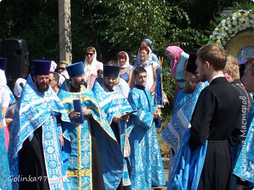 наше духовенство, на следующий день в воскресение 7 августа, мы принимали паломников в Голынках. (фото 8)
