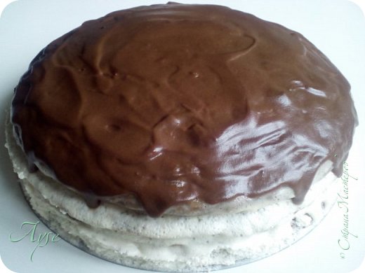 Наутро я его достала с холода и украсила яблочными розами (этотрозами этап можно миновать, и так очень вкусно:)) (фото 5)