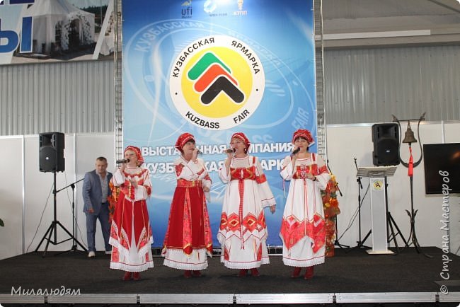 Ансамбль "Яблонька! Открывает закрытие ярмарки (Какой каламбур у меня получился) (фото 33)