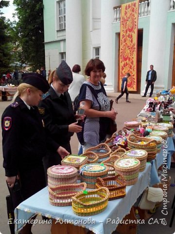 А, вот и полиция пожаловала. Шкатулки им очень понравились.  (фото 8)