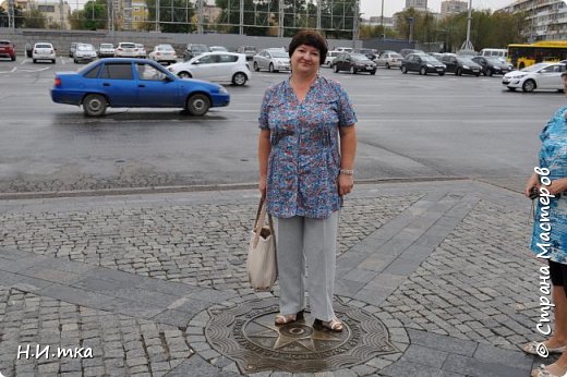 Я стою на нулевом километре - точке отсчёта всех дорог области. Сердце города. (фото 3)