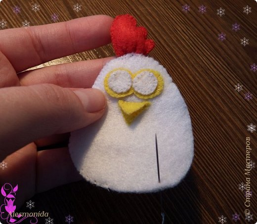 Отступаем внизу место, через которое будем набивать синтепоном позже, и сшиваем дальше: (фото 18)