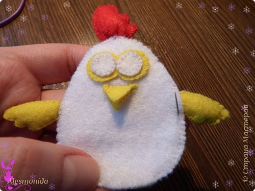 Пришиваем второе крыло: (фото 19)