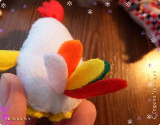 Вклеиваем наш хвостик с помощью клея ( Дракон): (фото 26)