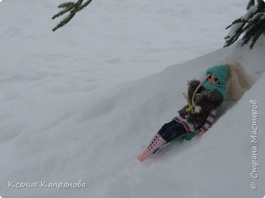 Элизабет катается с горки.
Э.- Ву-ху! Круть! (фото 22)