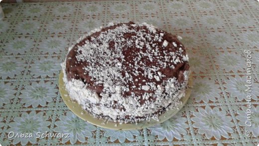 Сверху тертый шоколад и вафельная крошка. (фото 2)