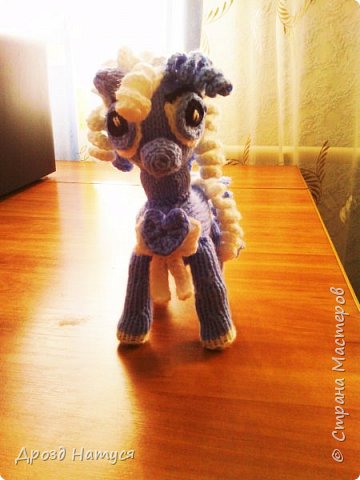 Лошадки Пони выполнены с сайта http://knittedtoys.ru/horse_filly.html. (фото 3)