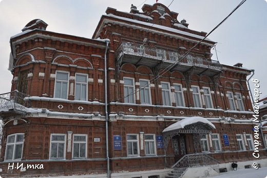 В Кунгуре сохранилось много старинных построек, благодаря чему он является историческим городом России. (фото 3)