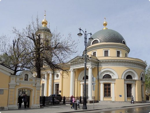 Москва. Церковь иконы Божией Матери "Всех скорбящих Радость" на Большой Ордынке. (фото 3)