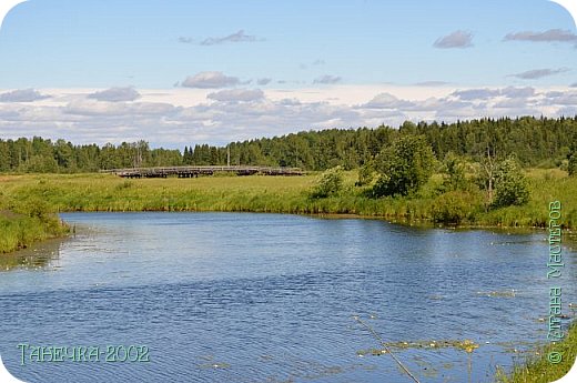 Здесь очень красивая природа. Насыщенные краски. Я очень люблю  свой родной район, но по красоте природы он все-таки уступает красоте Прилузья. (фото 29)