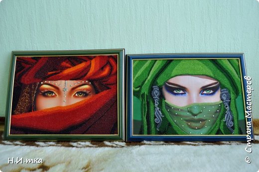 Теперь покажу творчество санитарочки Анжелы. Это вышивки бисером называются "Восточный взгляд". (фото 18)