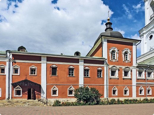 Церковь Успения Пресвятой Богородицы. Николо-Угрешский монастырь.