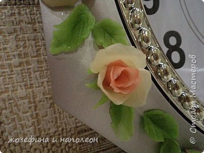 Леплю цветы,с помощью рук и зубочисток, т.к нет у меня ни вырубок,ни катеров. ничего. (фото 5)