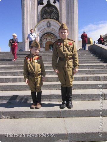 У храма Георгия Победоносца. (фото 33)