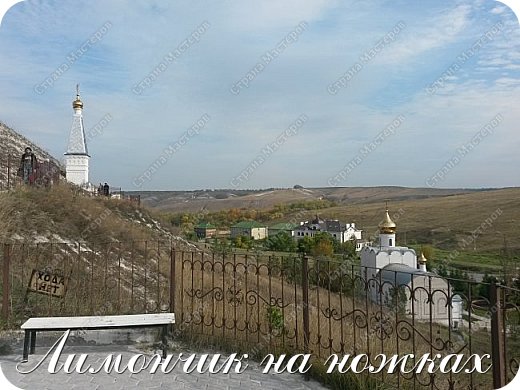 Даже для тех, кто достаточно далек от религии, одни виды, открывающиеся с вершин холмов, поразят воображение... (фото 34)