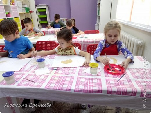 Мама и малыш. Семейка выдр.  (фото 2)