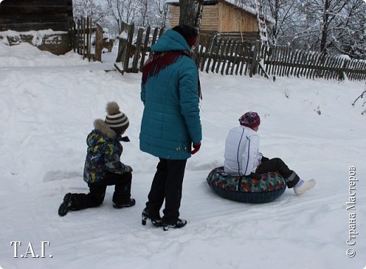 Кое кто катался на ватрушке с горы... (фото 22)