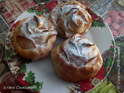 Нашла в инете рецепт, опробовала, получилась вкуснотища с яблоками.