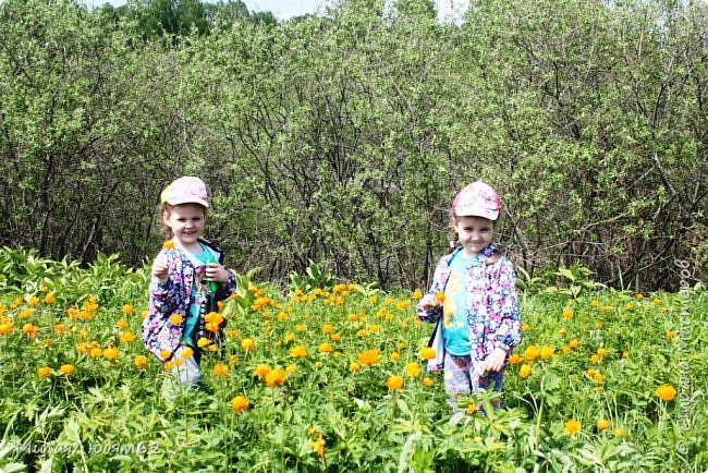 но я увидела полянку поближе на этом берегу. И пока накрывали на стол, жарили шашлыки, мы с девчонками пошли на фотосессию. (фото 2)