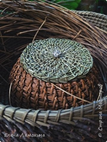 Плетение из хвои Pine Needle Baskets (фото 9)