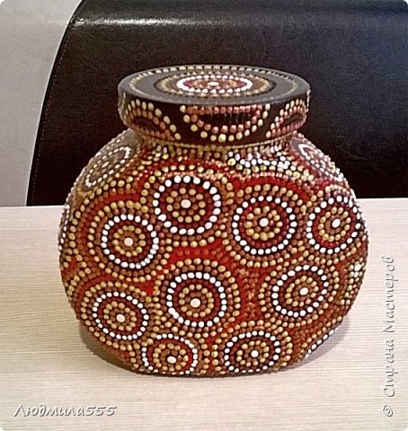 Эта баночка и ниже подставка под карандаши были первыми.Понравилось рисовать круги.  (фото 5)