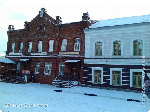 Отреставрированные купеческие дома, в которых сейчас размещаются музеи. (фото 67)