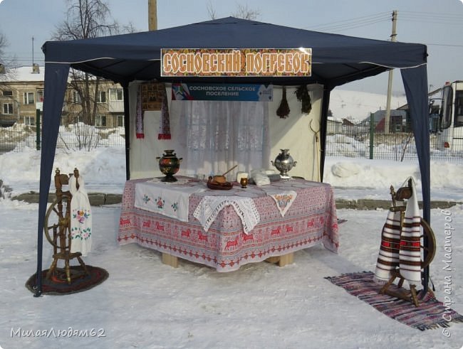 вот не хватает нам такой палатки, и у Главы поселения просили купить, и у нашего культурного начальства... а самим пока не покарману... (фото 14)