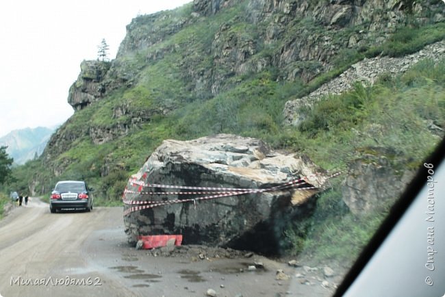 и вот такие камушки скатываются на дорогу. (фото 77)