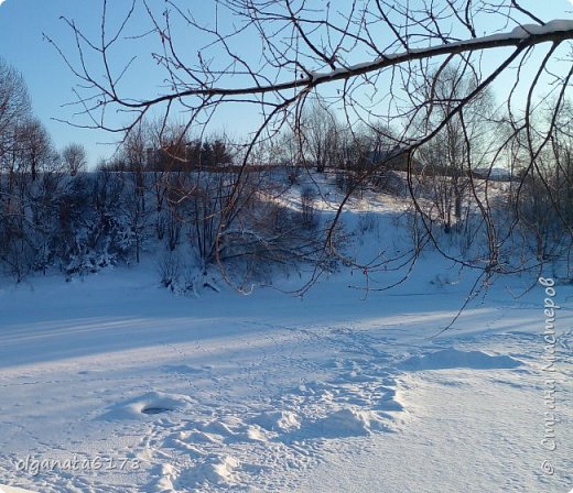 А вот и прорубь . Есть у нас любители сюда за водой приходить , хотя родники рядом (фото 5)