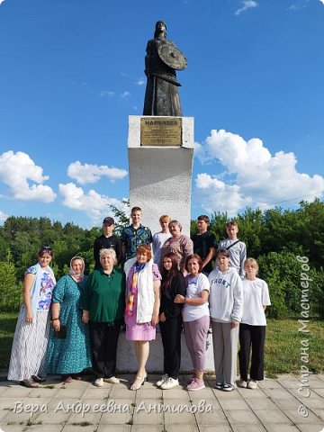 И наша дружная команда путешественников, без внучки- она нас фотографировала. (фото 54)