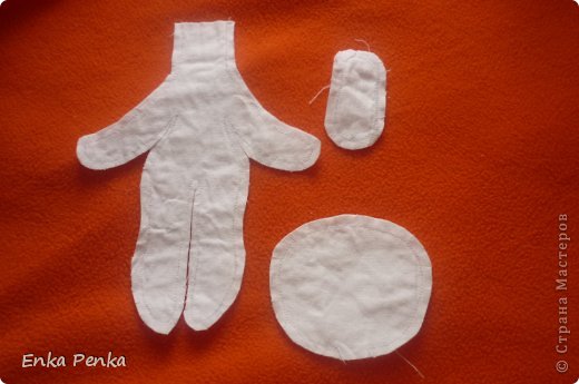 Берем тканюшку, стираем и вырезаем заготовочку. (фото 3)