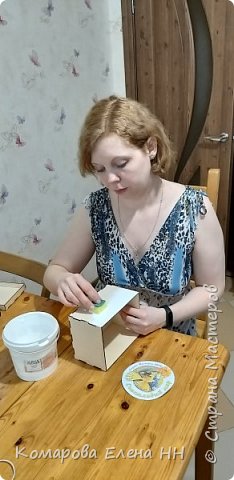 Далее загрунтовала 2 слоями акрилового грунта (фото 4)