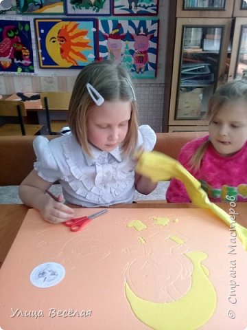 Вероника учится во втором классе и уже имеет опыт конкурсных работ. (фото 2)