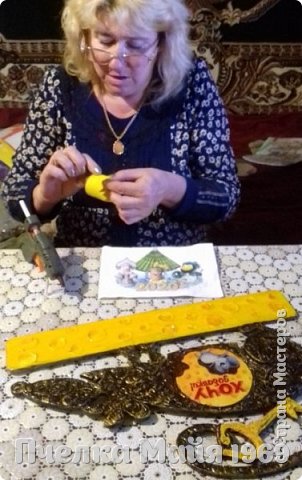 пришлось моей королеве умыкнуть у людей ключ от погреба где сыры и всякие вкусности лежат (фото 9)