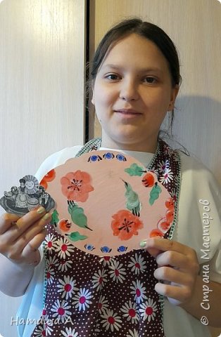 Уральско-сибирская роспись тем полюбилась людям, что простота ее изящна, изображения и мотивы понятны каждому, от работ веет нежностью и трепетом по отношению к делу. (фото 13)
