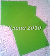 Из офисной бумаги вырезаем 4 квадрата 10*10*10*10 см для ячеек.  (фото 4)