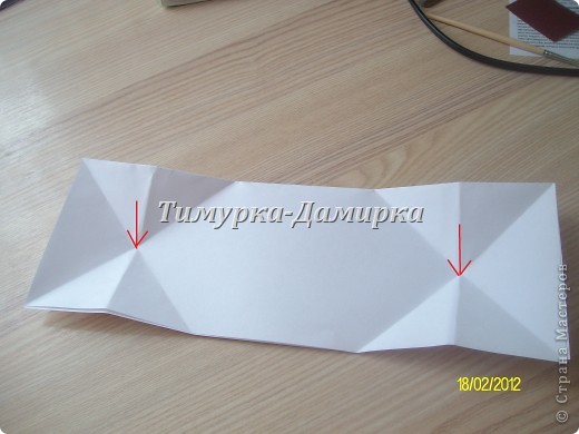 Переверните и нажмите на горки. (фото 9)
