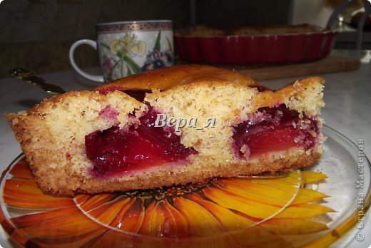 Доброго времени суток, жители Страны Мастеров!
Сегодня я к Вам с тартом, вкус которого мне очень трудно объяснить на словах.. 
Рецепт нашла в "Кулинарной книге Алии"
Готовится он легко и довольно-таки быстро.. (фото 1)